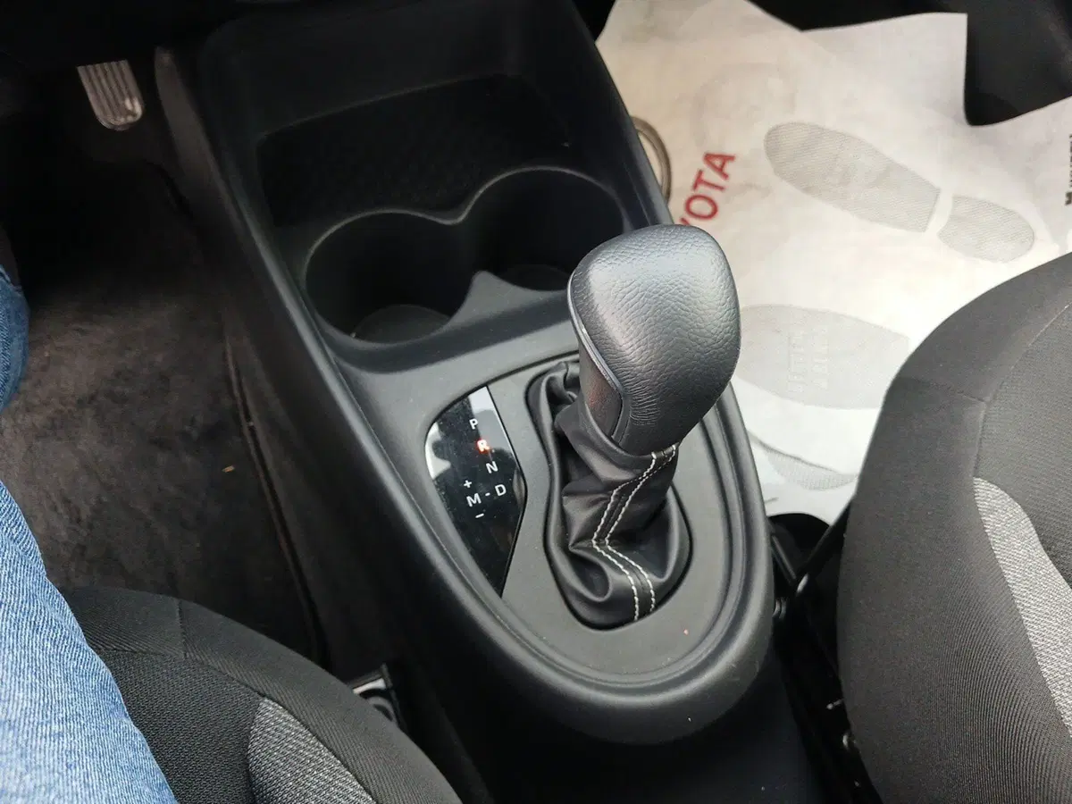 Toyota Aygo X usata a Ragusa (15)