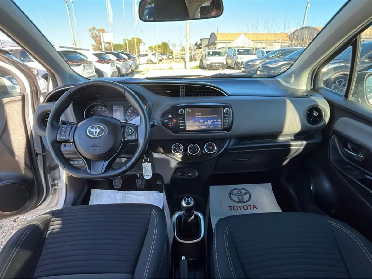 Toyota Yaris usata a Catania (9)
