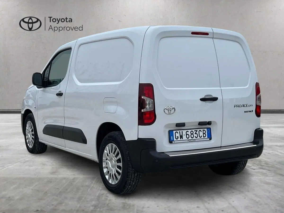 Toyota Proace City Electric usata a Ragusa (5)
