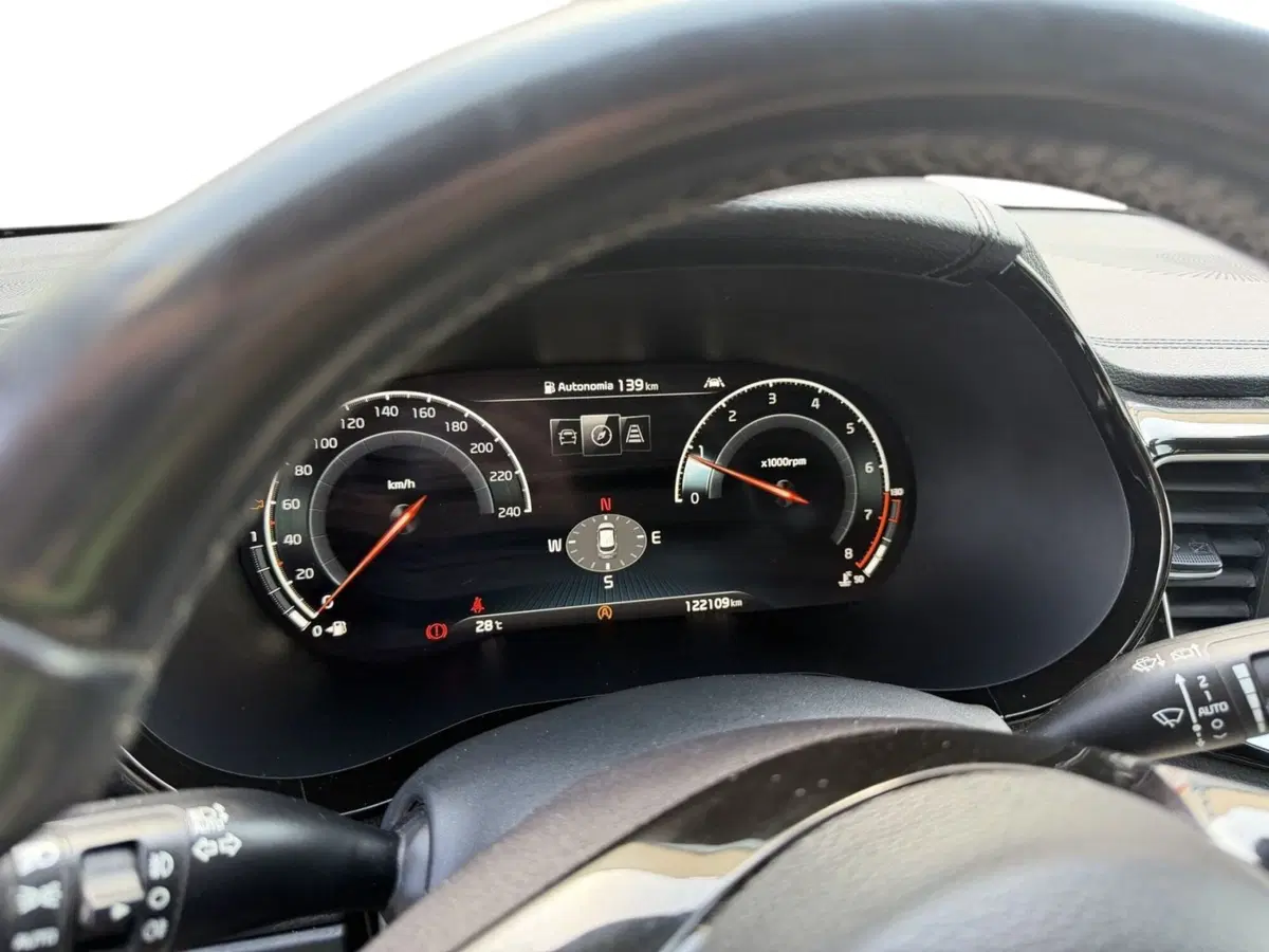 Kia XCeed usata a Lucca (9)