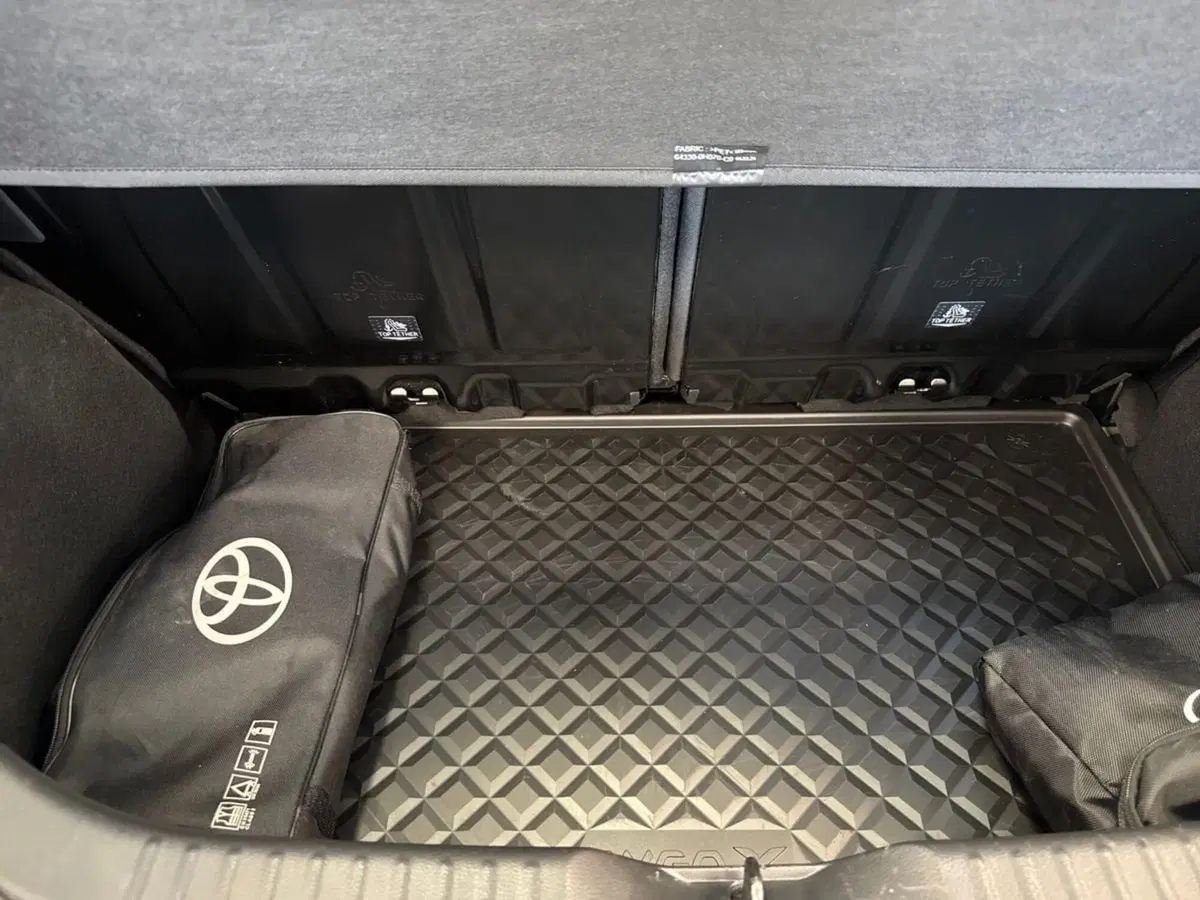 Toyota Aygo X usata a Prato (16)