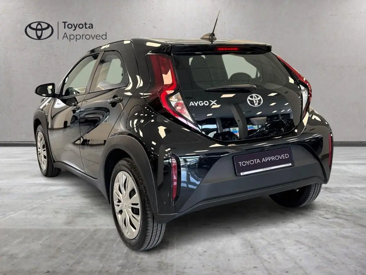 Toyota Aygo X usata a Prato (6)