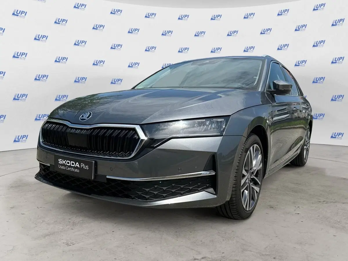 Skoda Octavia Station Wagon nuova a Pistoia