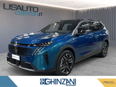Peugeot 5008 1.2 hybrid GT 145cv 7p.ti e-dcs6 del 2025 usata a Bergamo