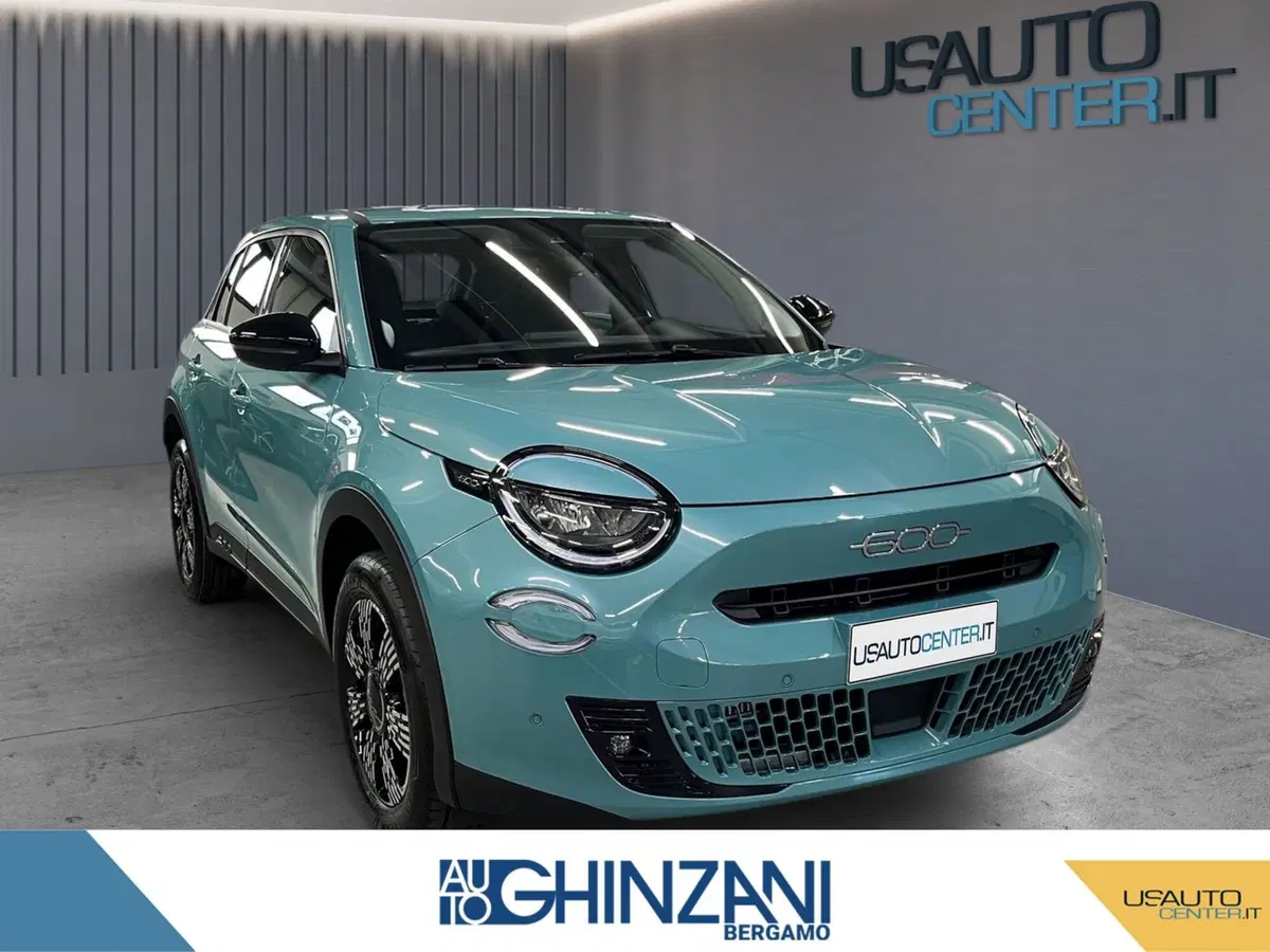 Fiat 600 nuova a Bergamo (2)