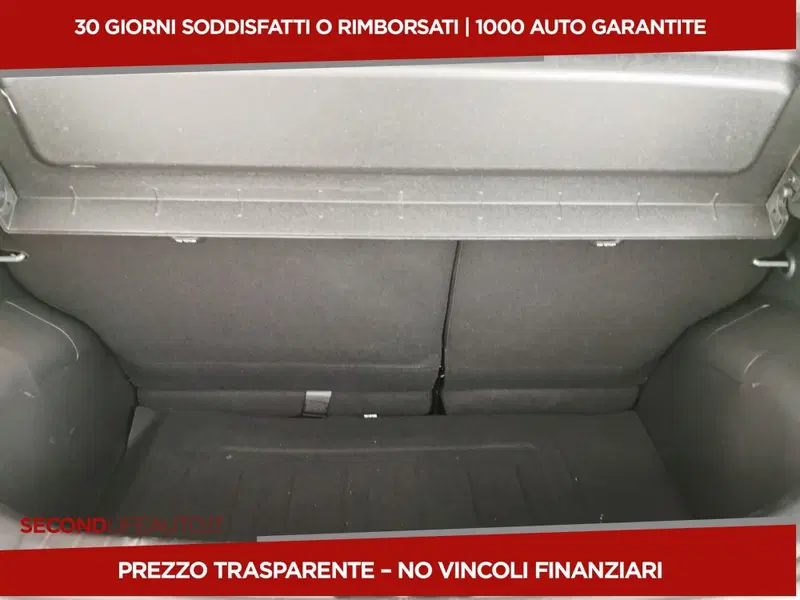 Kia Picanto nuova a Chieti (17)