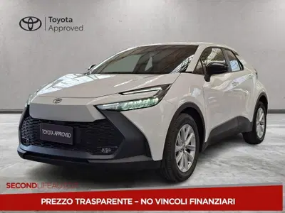 Toyota Toyota C-HR 1.8 hev Active fwd e-cvt nuova a San Salvo