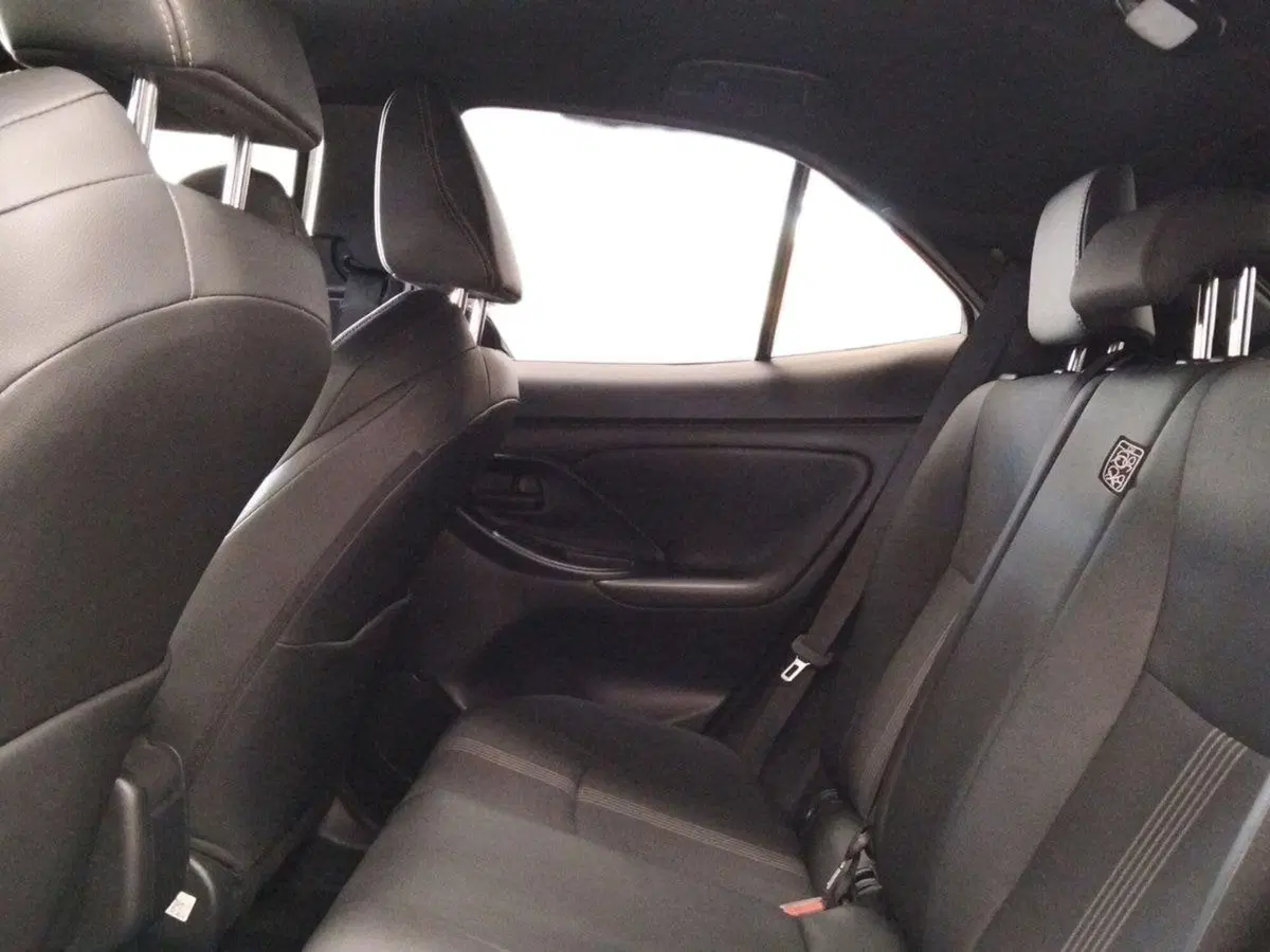 Toyota Yaris Cross usata a Roma (11)