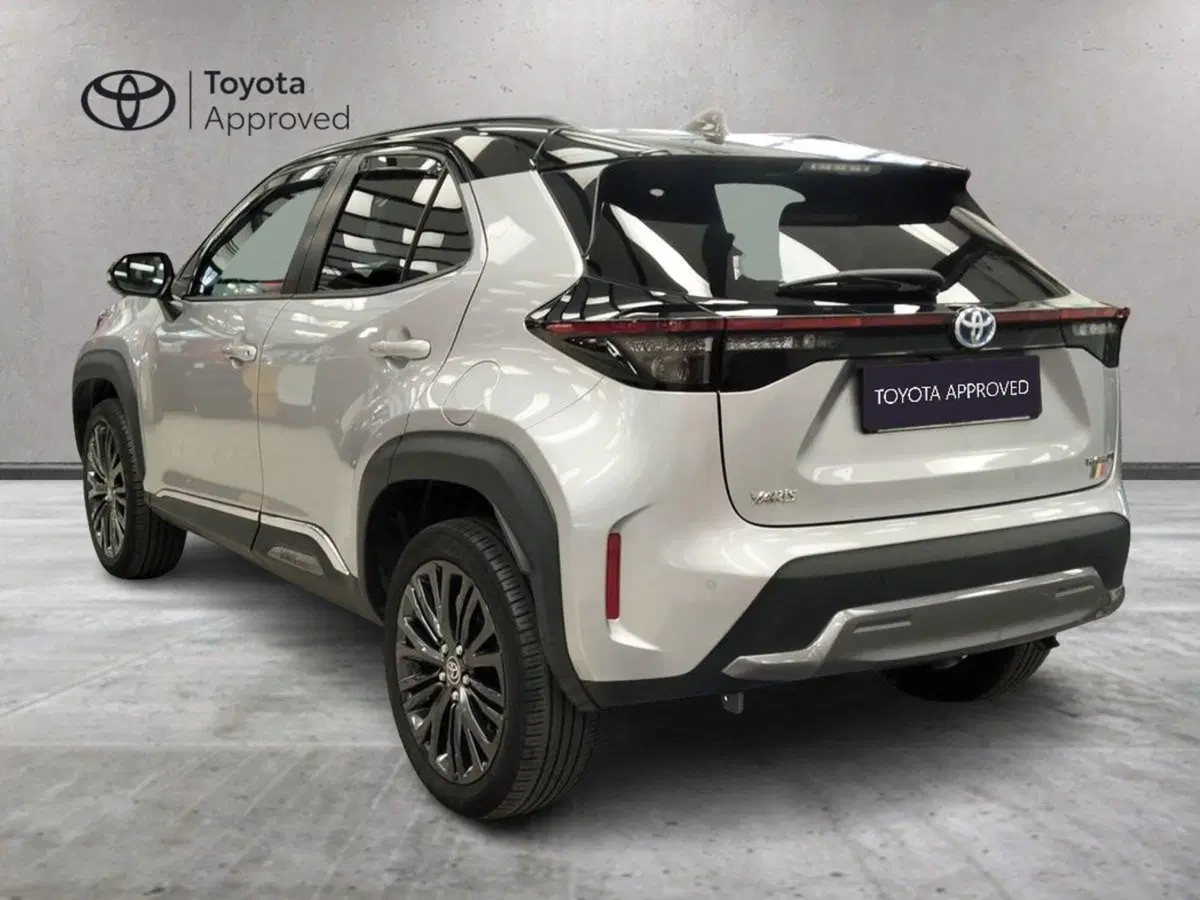 Toyota Yaris Cross usata a Roma (5)