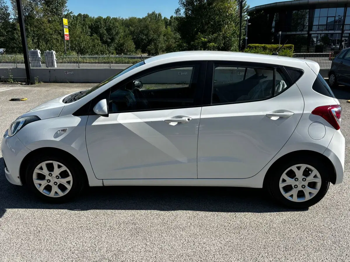 Hyundai i10 usata a Modena (8)