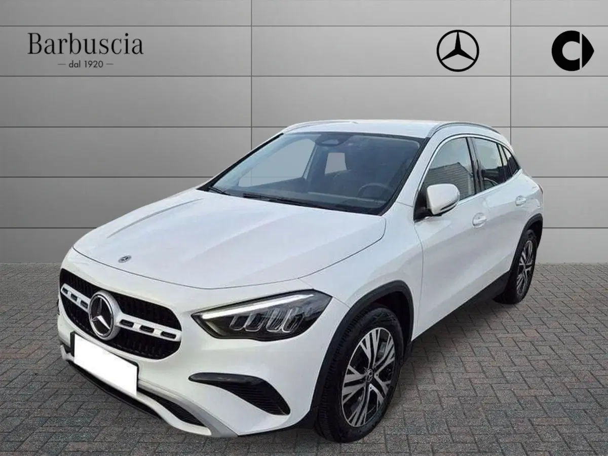 Mercedes-Benz GLA SUV usata a Chieti