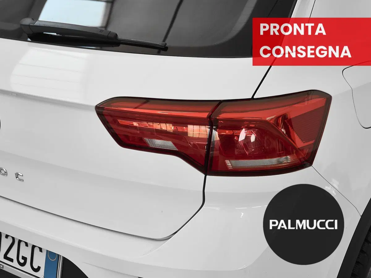 Volkswagen T-Roc usata a Prato (8)
