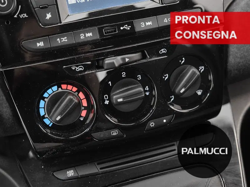 Lancia Ypsilon usata a Prato (14)