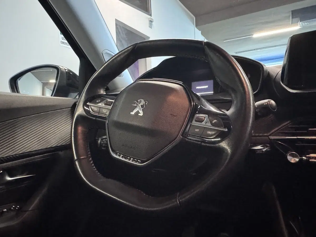 Peugeot 2008 usata a Messina (14)