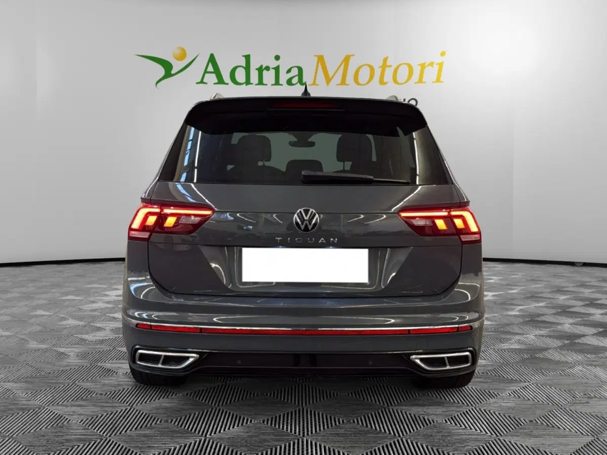 Volkswagen Tiguan usata a Pordenone (4)