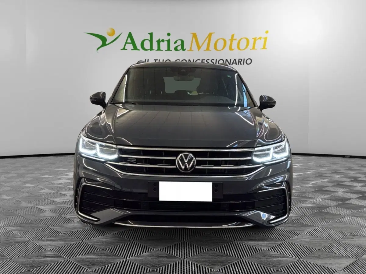 Volkswagen Tiguan usata a Pordenone (8)