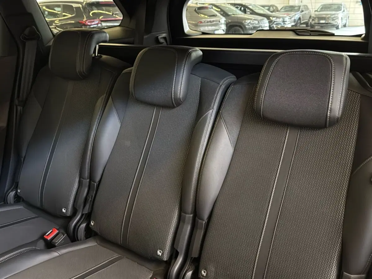 Peugeot 5008 usata a Pordenone (11)