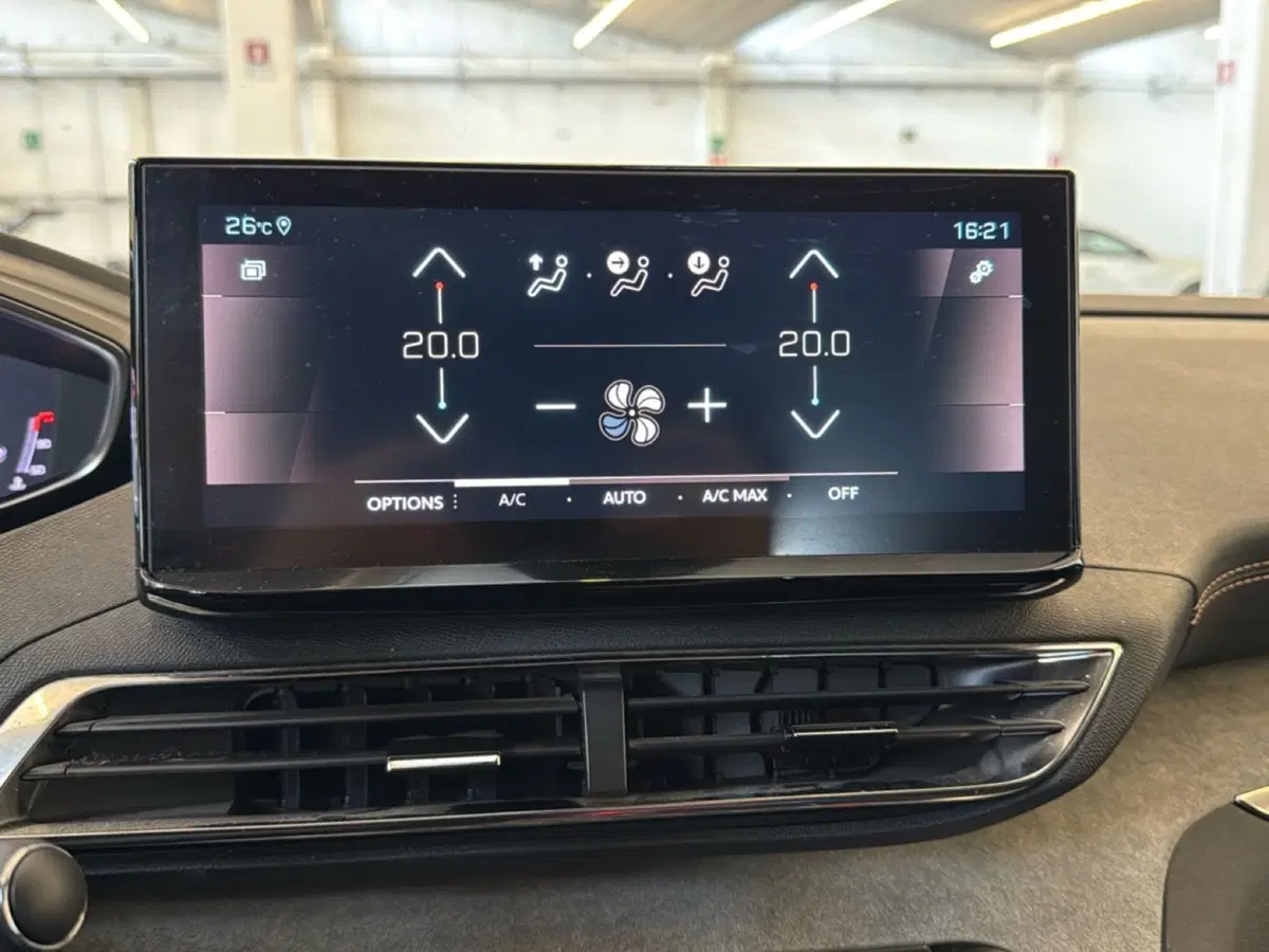 Peugeot 5008 usata a Pordenone (17)