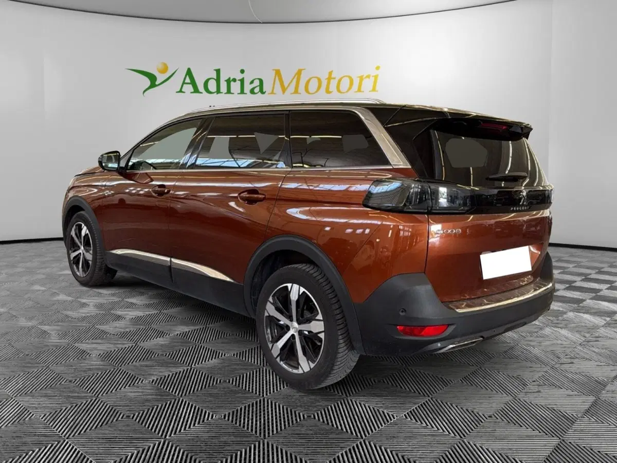 Peugeot 5008 usata a Pordenone (3)