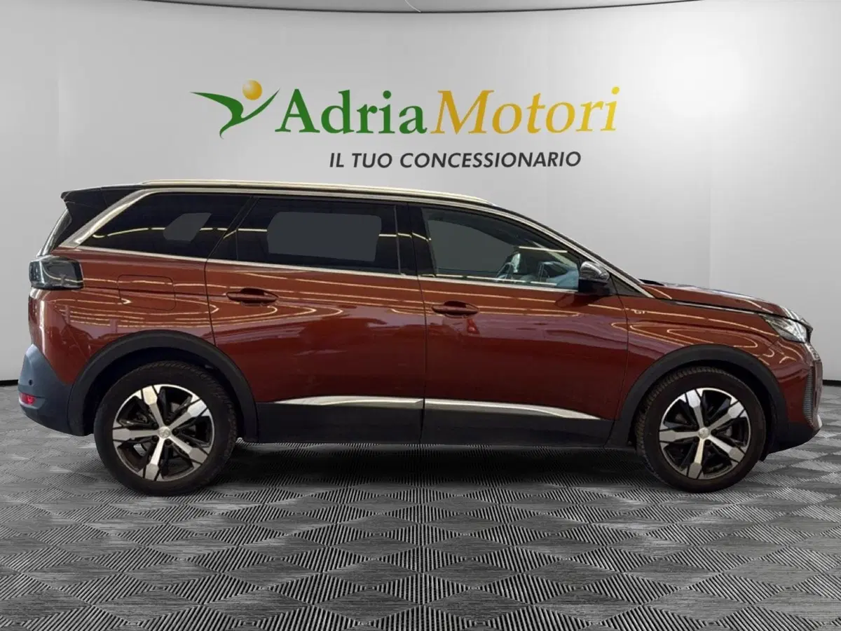 Peugeot 5008 usata a Pordenone (6)