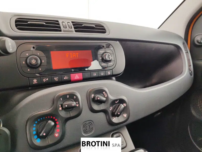 Fiat Panda usata a Massa-Carrara (12)