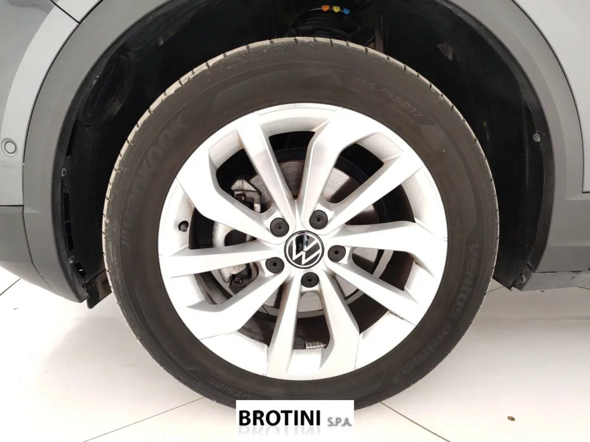 Volkswagen T-Roc usata a Massa-Carrara (6)