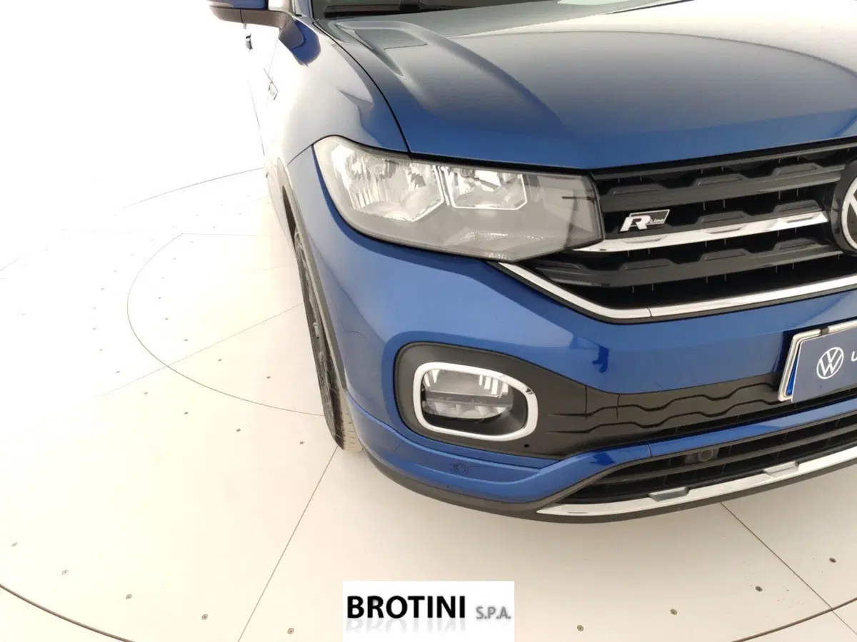 Volkswagen T-Cross usata a Massa-Carrara (5)
