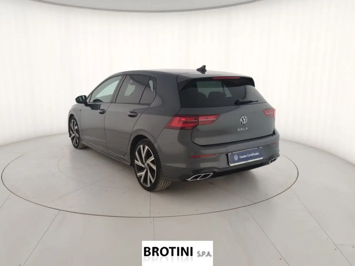 Volkswagen Golf usata a Massa-Carrara (2)