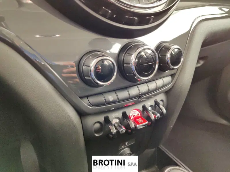 MINI Mini Countryman usata a Massa-Carrara (11)