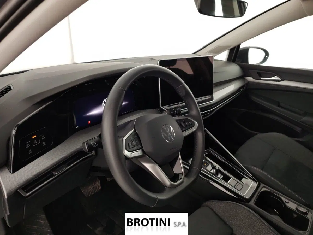 Volkswagen Golf usata a Massa-Carrara (8)