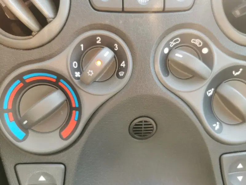 Fiat Panda usata a Brindisi (12)
