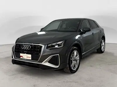 Audi Q2 35 1.5 tfsi S line edition s-tronic del 2025 usata a Nola