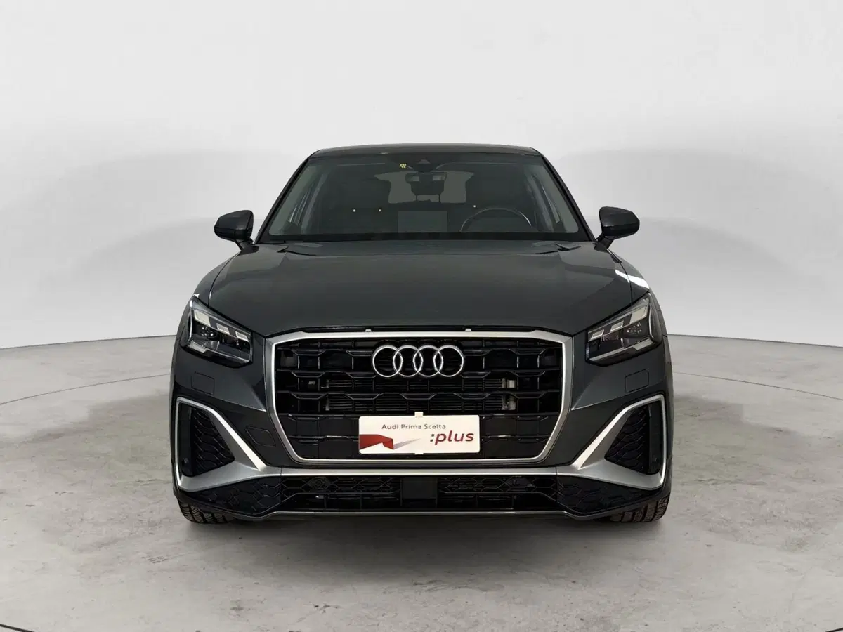 Audi Q2 usata a Napoli (2)