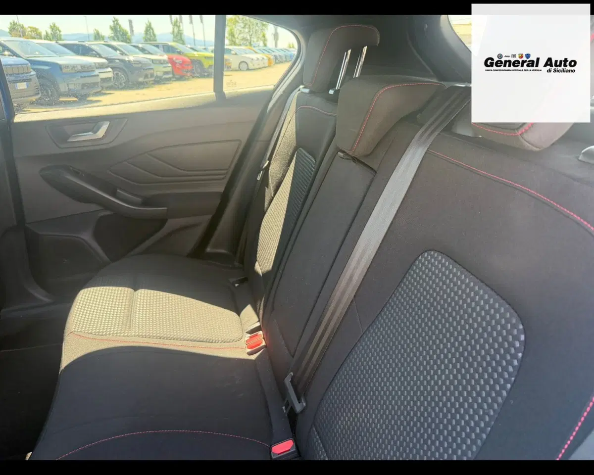 Ford Focus usata a Lucca (15)