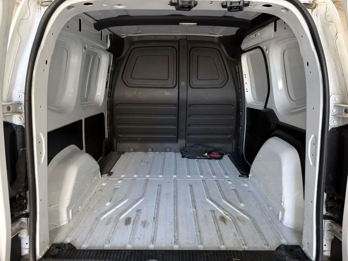 Renault Kangoo Furgone usata a Milano (6)