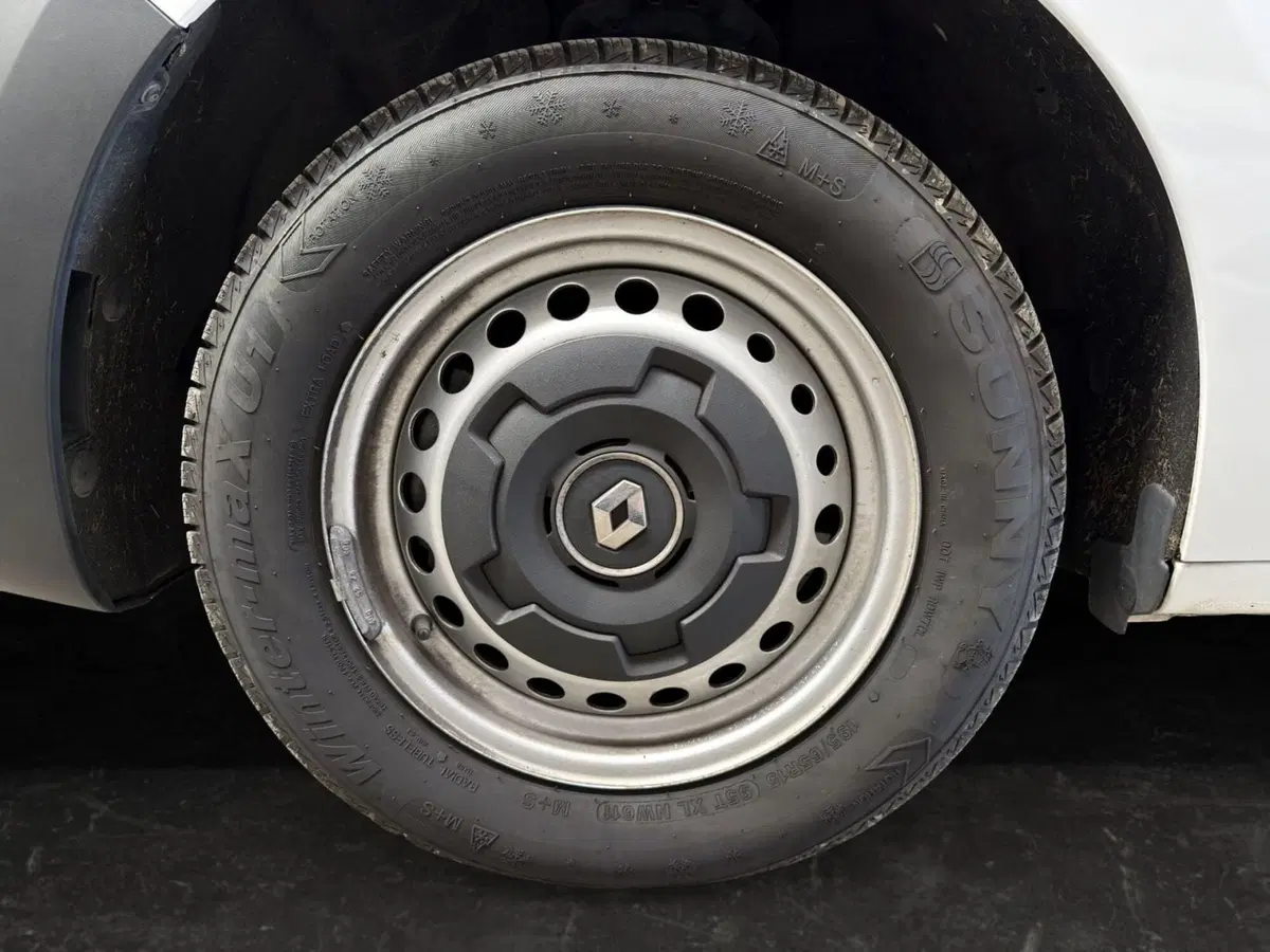 Renault Kangoo Furgone usata a Milano (8)