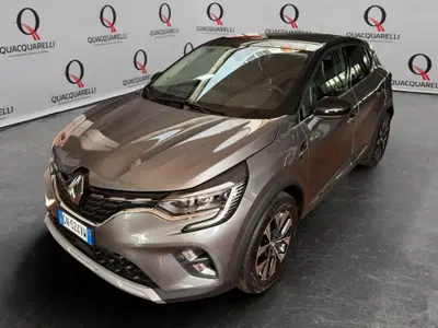 Renault Captur TCe 100 CV GPL Techno del 2023 usata a Milano