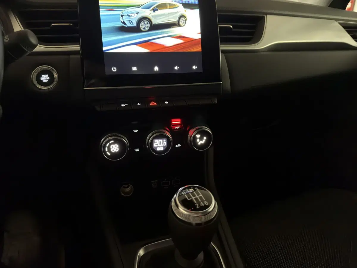 Renault Captur usata a Milano (12)