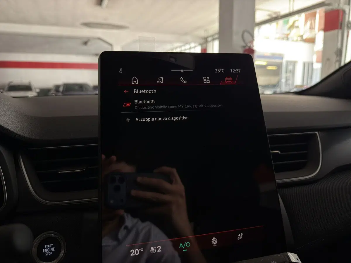 Renault Symbioz usata a Milano (14)