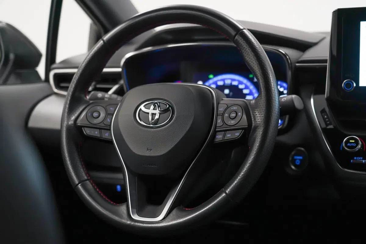 Toyota Corolla usata a Varese (12)