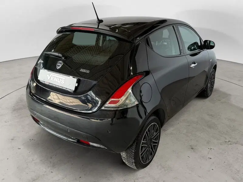 Lancia Ypsilon usata a Monza e Brianza (6)