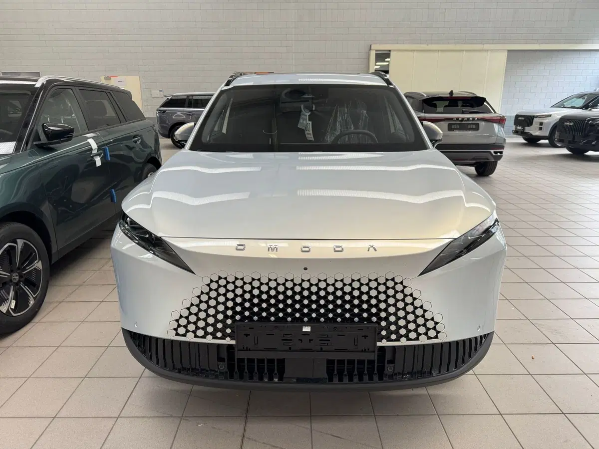 Omoda Omoda 7 SHS-P nuova a Monza e Brianza (2)