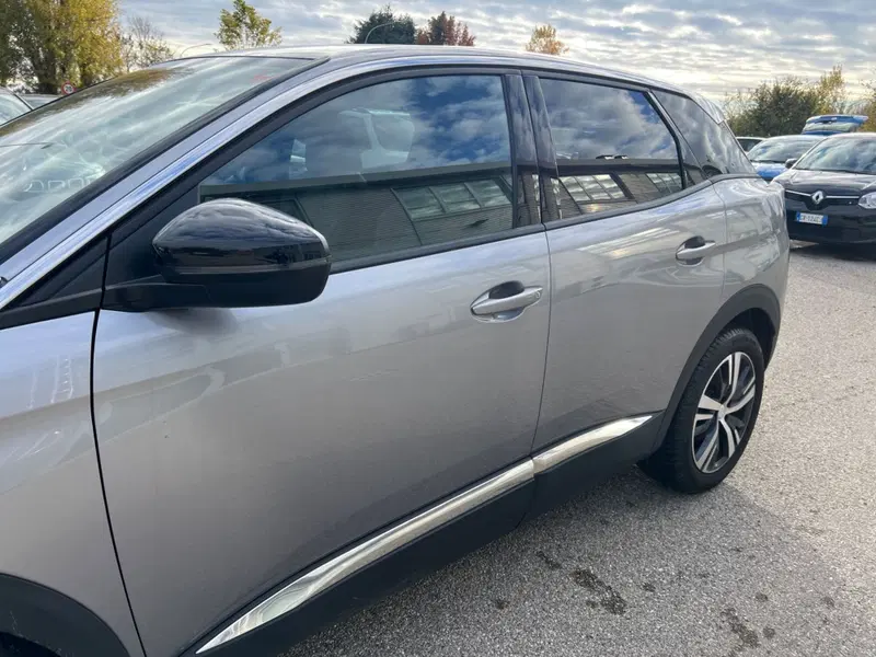 Peugeot 3008 usata a Salerno (10)