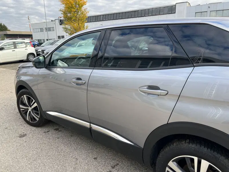 Peugeot 3008 usata a Salerno (11)