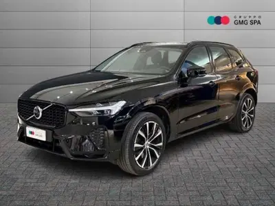 Volvo XC60 2.0 b4 Plus Dark auto del 2022 usata a Vinci