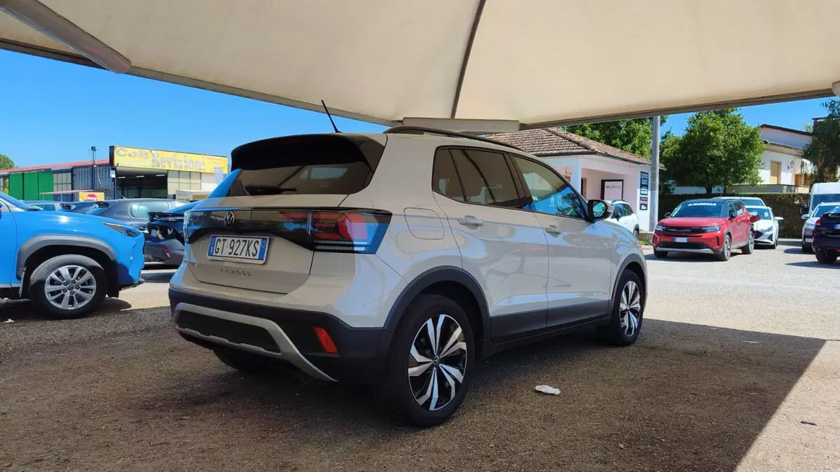 Volkswagen T-Cross usata a Firenze (9)