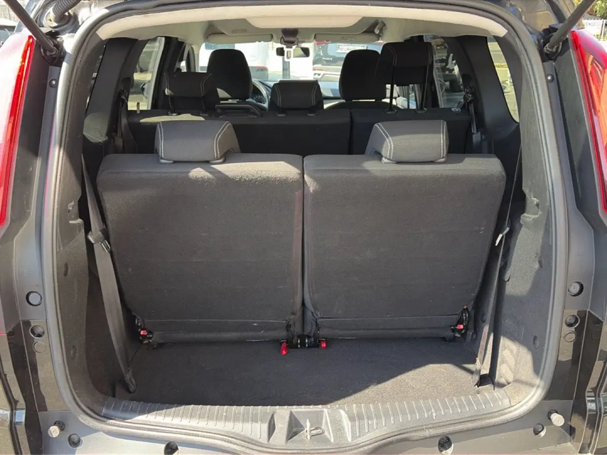 Dacia Jogger usata a Lucca (13)