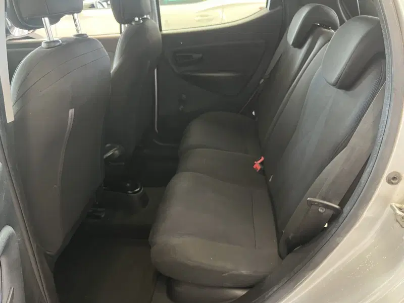 Lancia Ypsilon usata a Rimini (11)