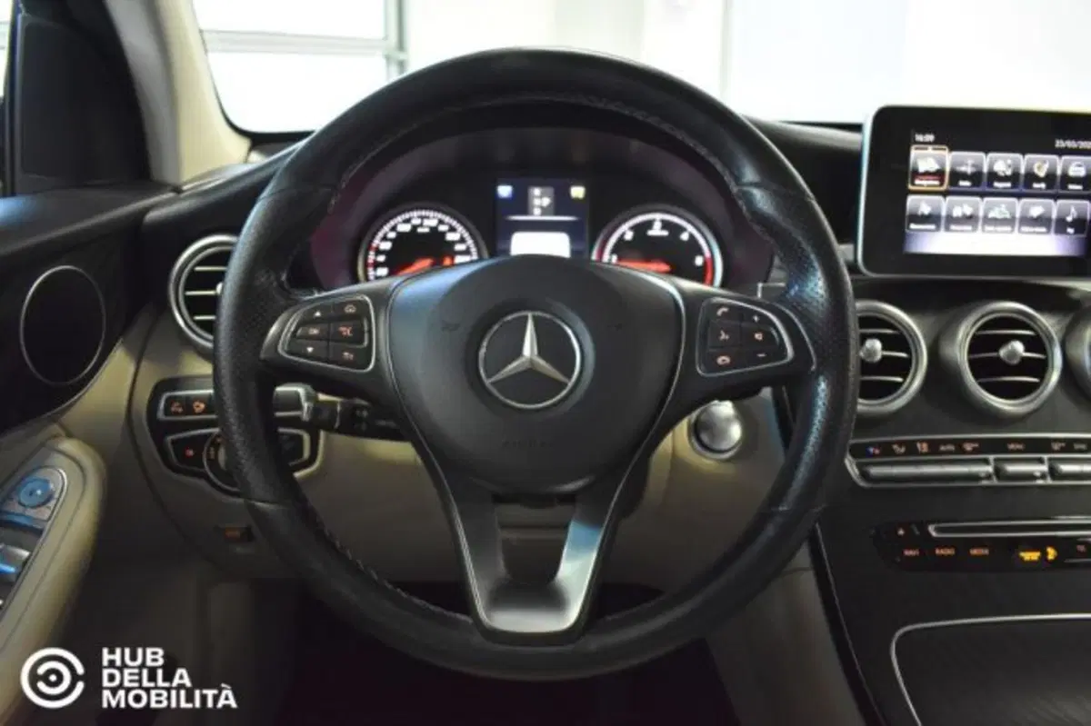 Mercedes-Benz GLC SUV usata a Perugia (9)