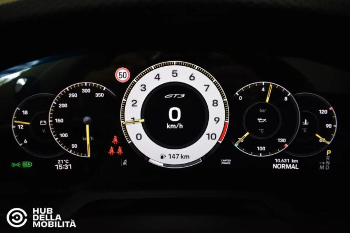 Porsche 911 Coupé usata a Perugia (8)